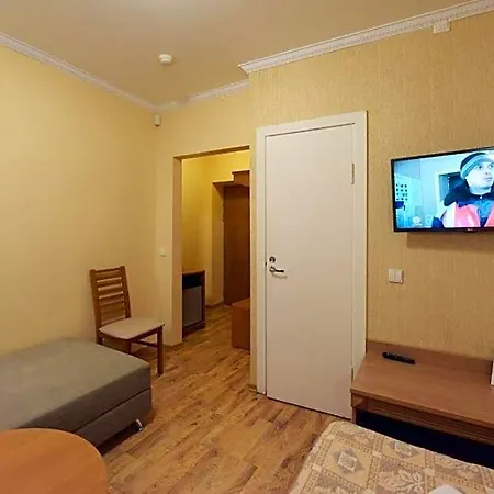 Raze Hotel