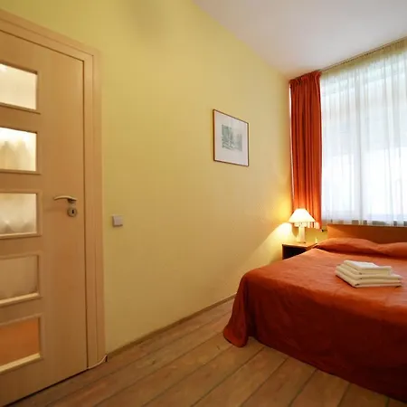 Raze Hotel 3*