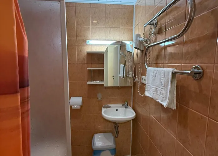 Ξενοδοχείο Raze 3*