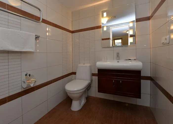 Raze Ξενοδοχείο