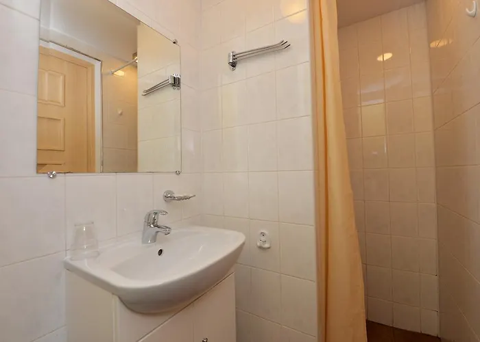 Ξενοδοχείο Raze Παλάγκα